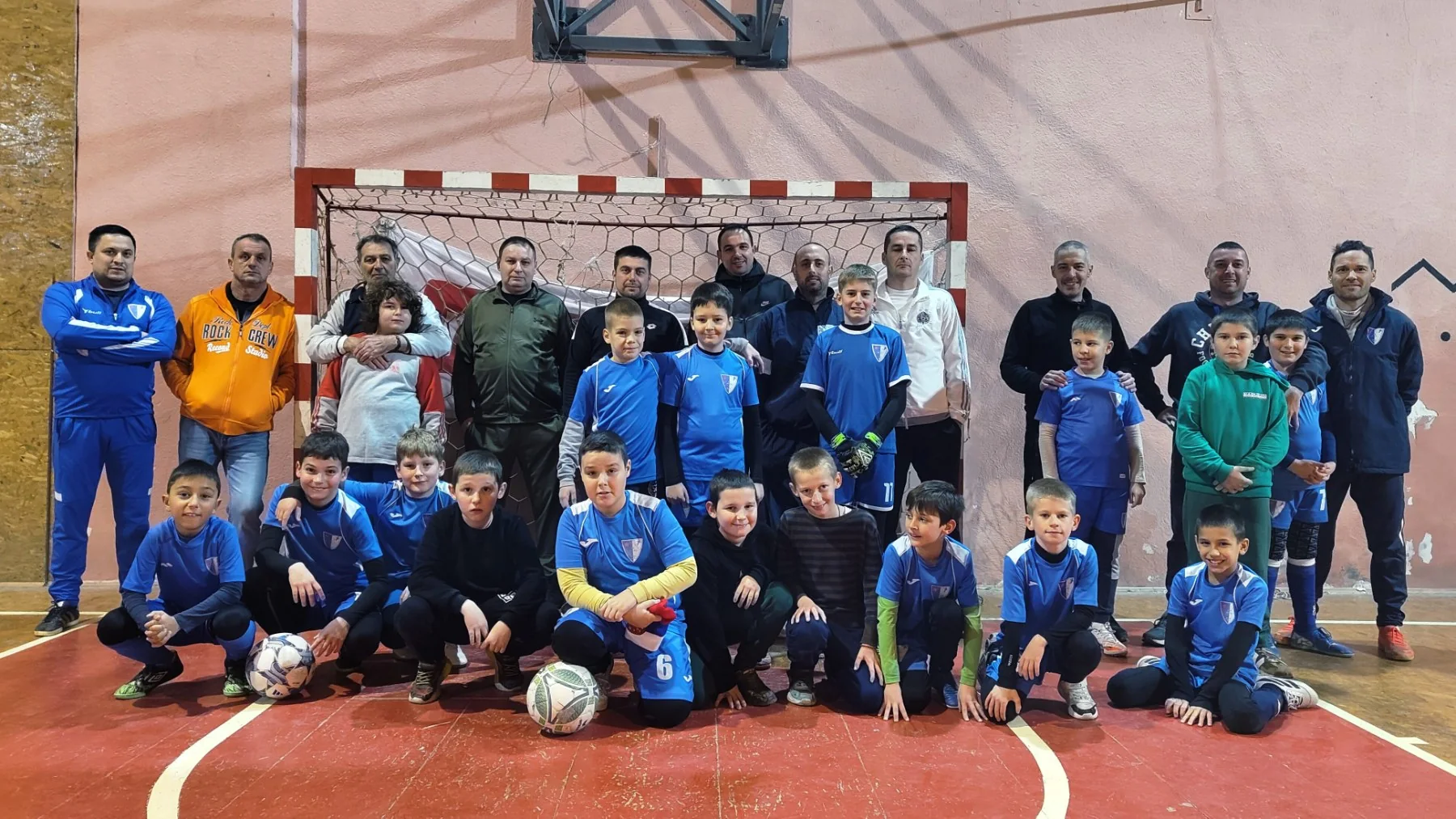 Igrači, treneri i prijatelji Akademije fudbala Titel